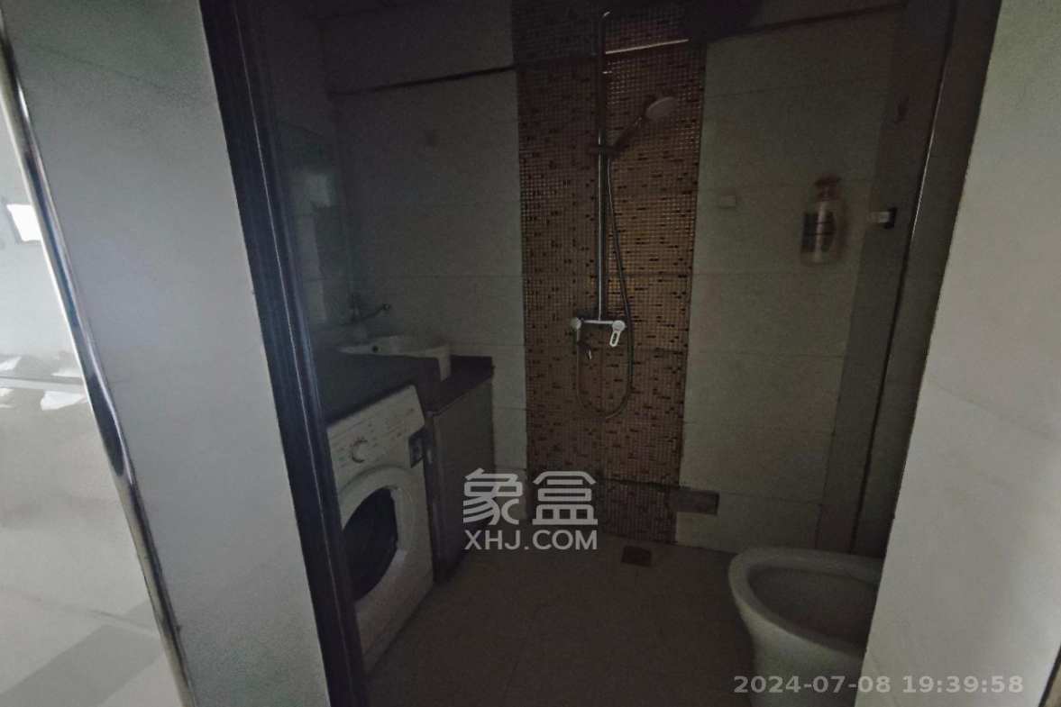 东怡外国（南湖一号)  1室1厅1卫    1900.0元/月室内图