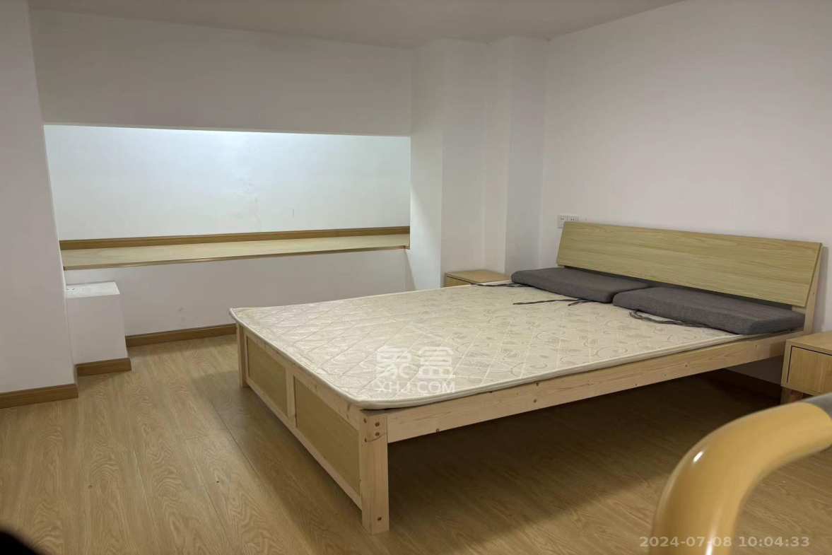 信诚湘江揽月（至善美景大厦）  2室2厅1卫   1500.00元/月室内图
