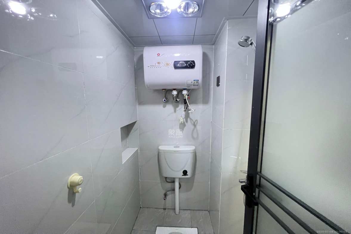 云和华府  1室0厅0卫    1500.0元/月室内图