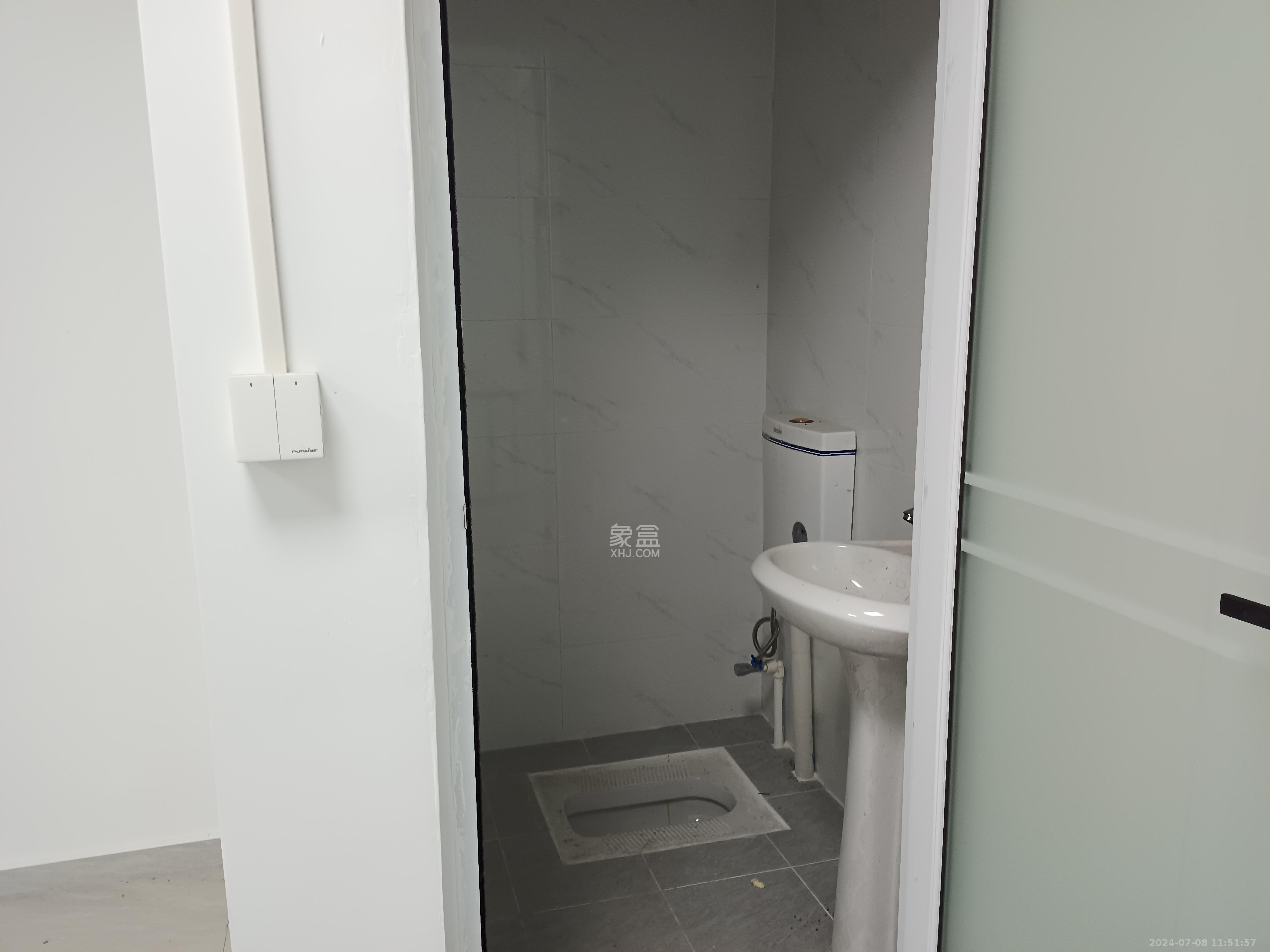 璞悦府   28.0㎡     3500.00元/月室内图