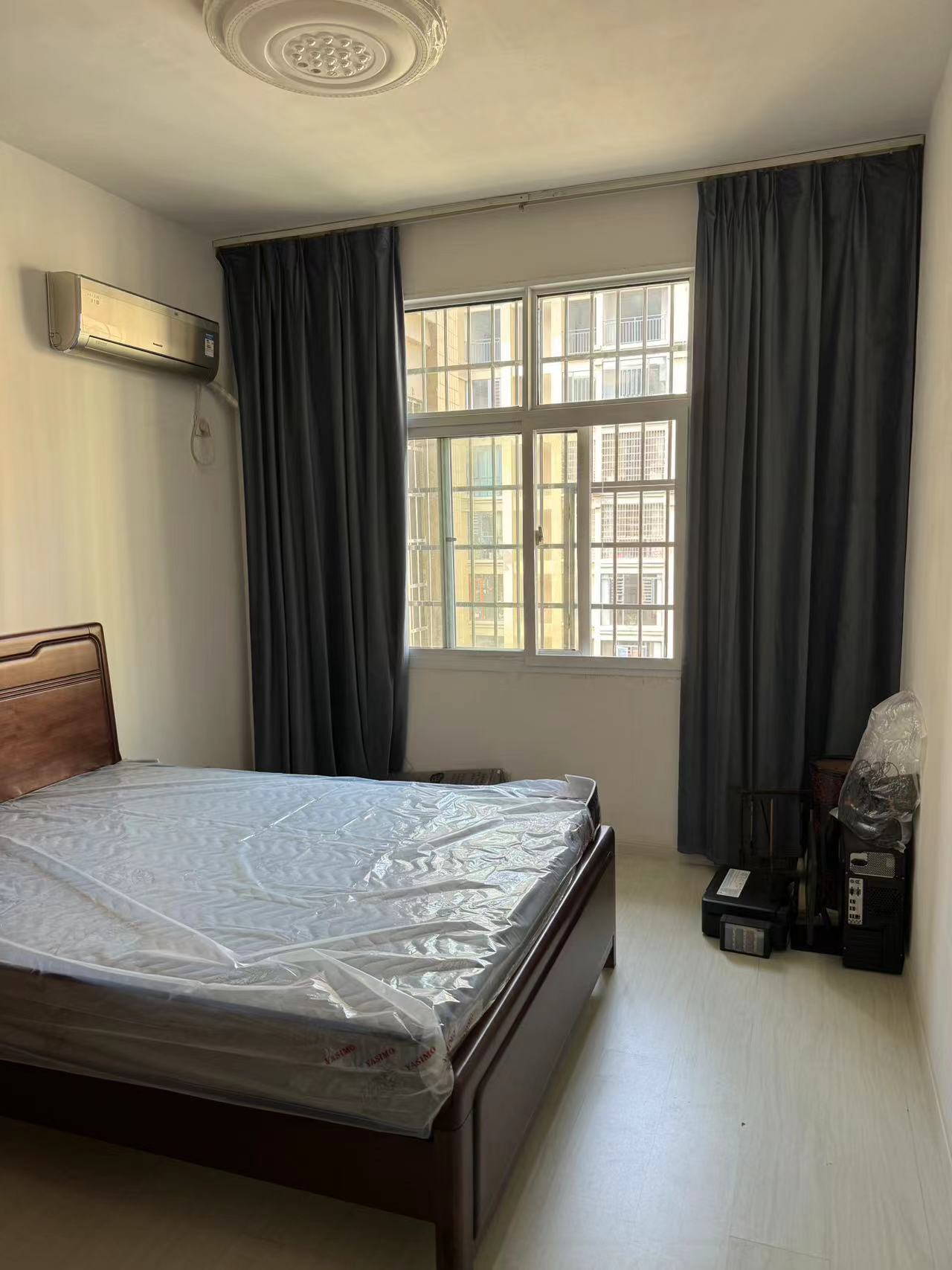 富厚名城  1室0厅0卫    1600.0元/月