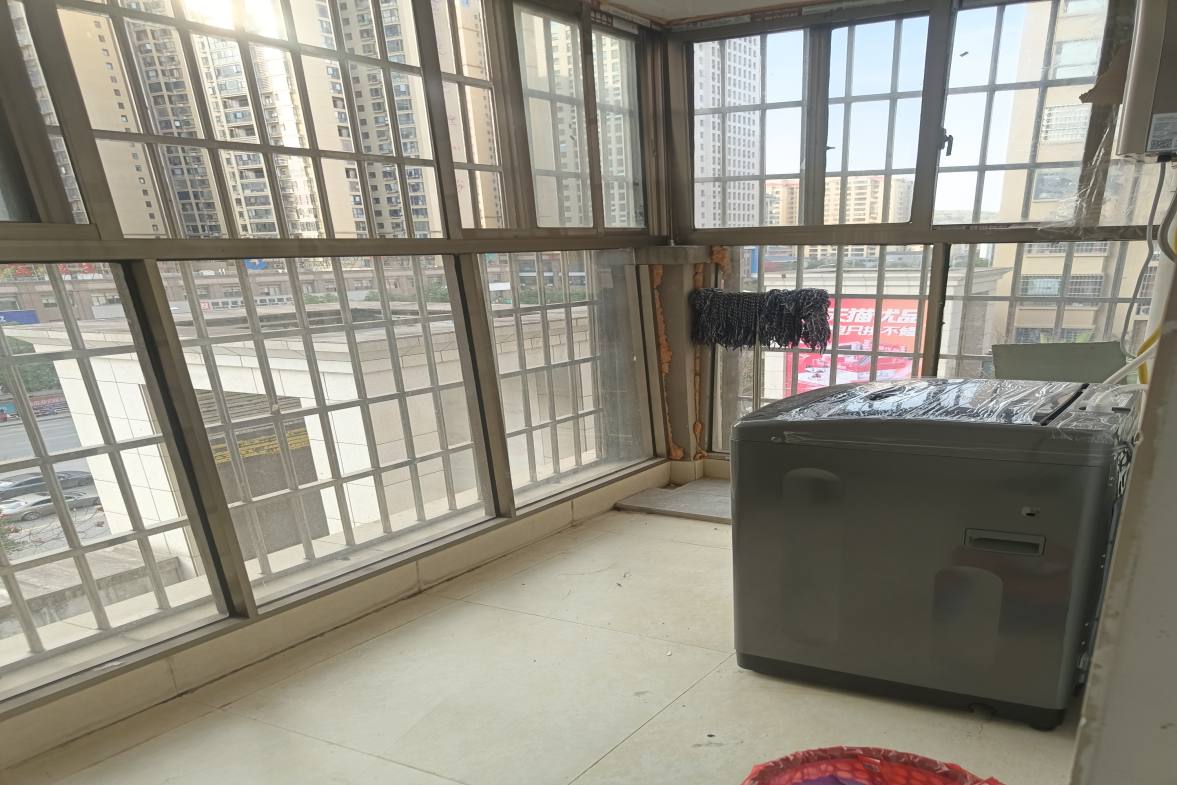 富厚名城  1室0厅0卫    1600.0元/月室内图