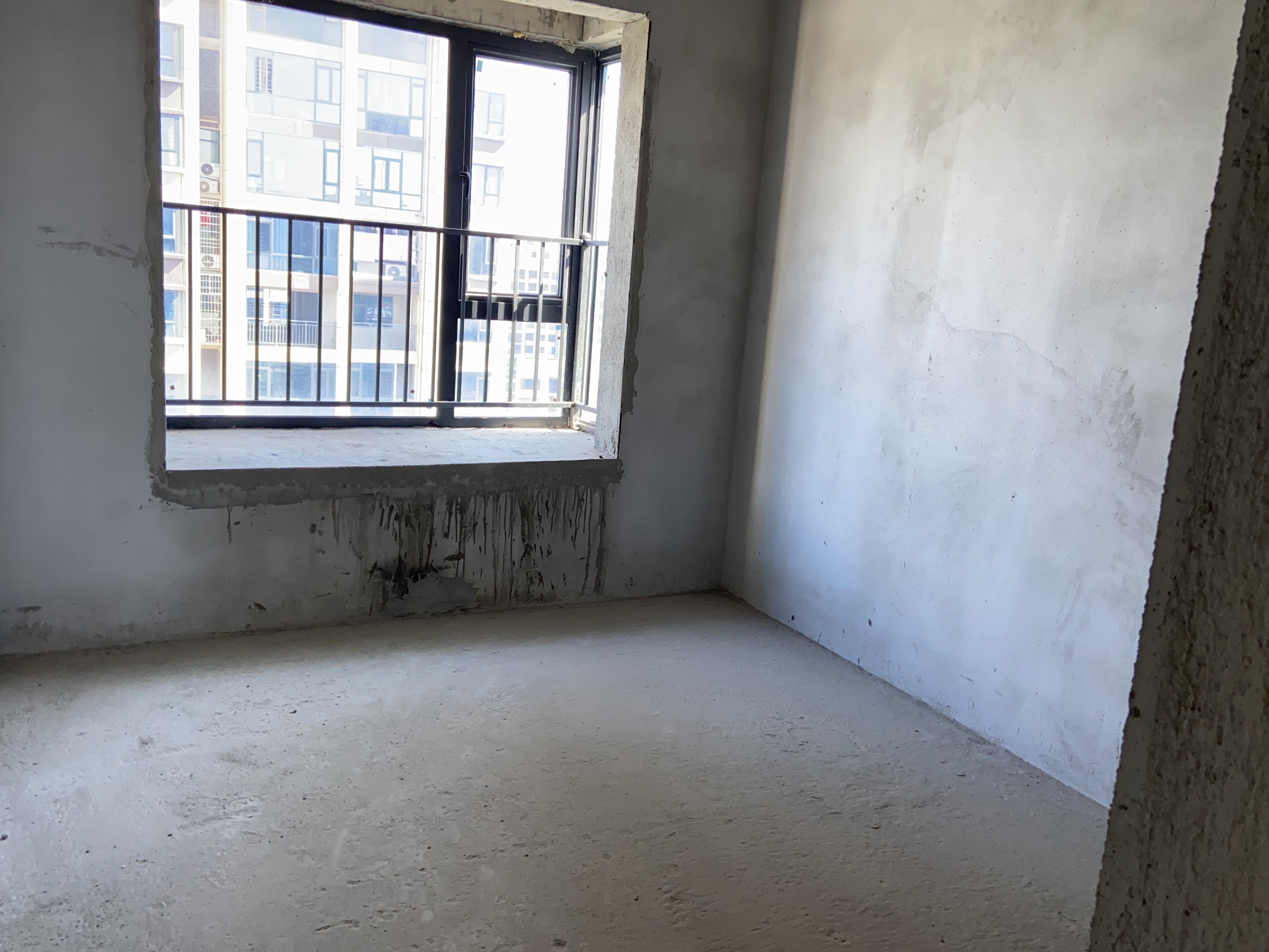 中甸.上河郡  4室2厅2卫    63.0万