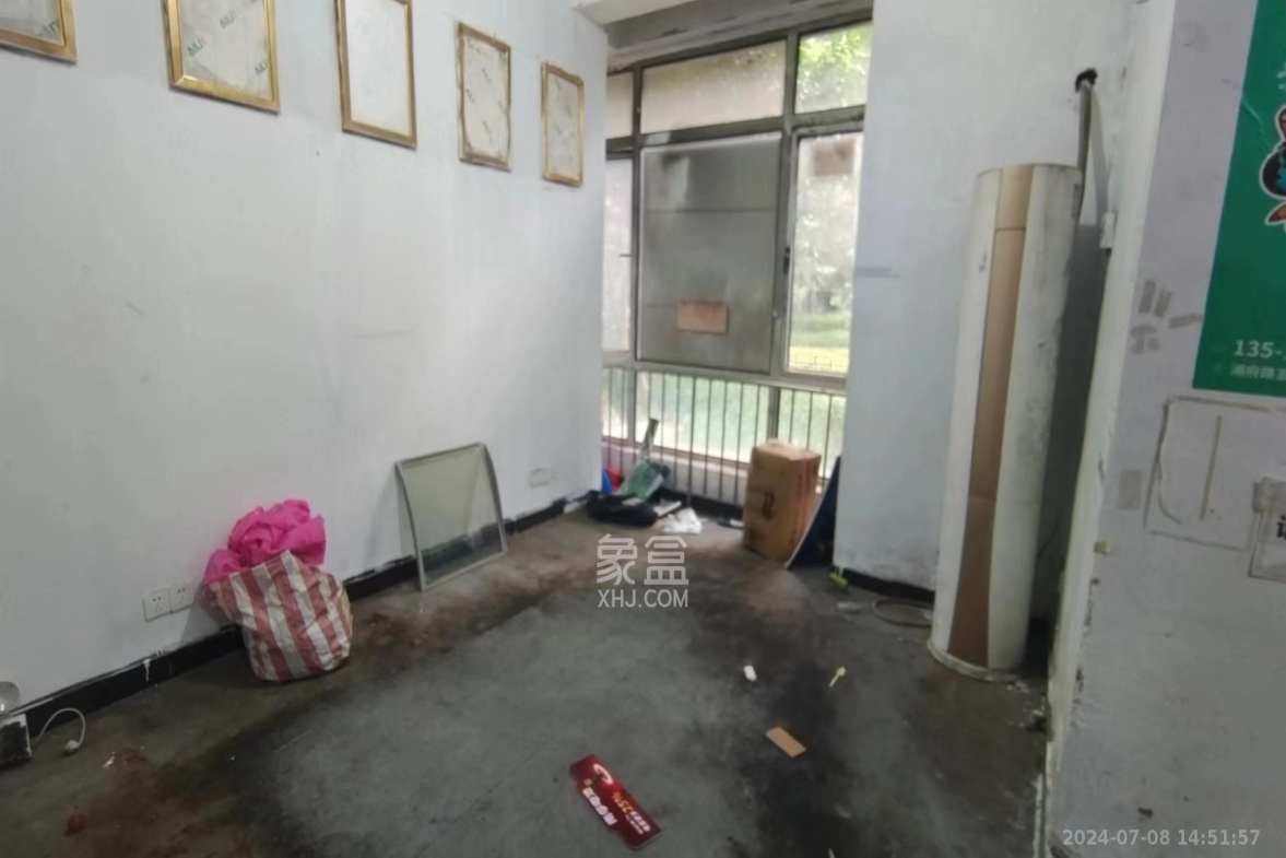 五矿万境水岸三期  3室1厅1卫    3200.0元/月室内图