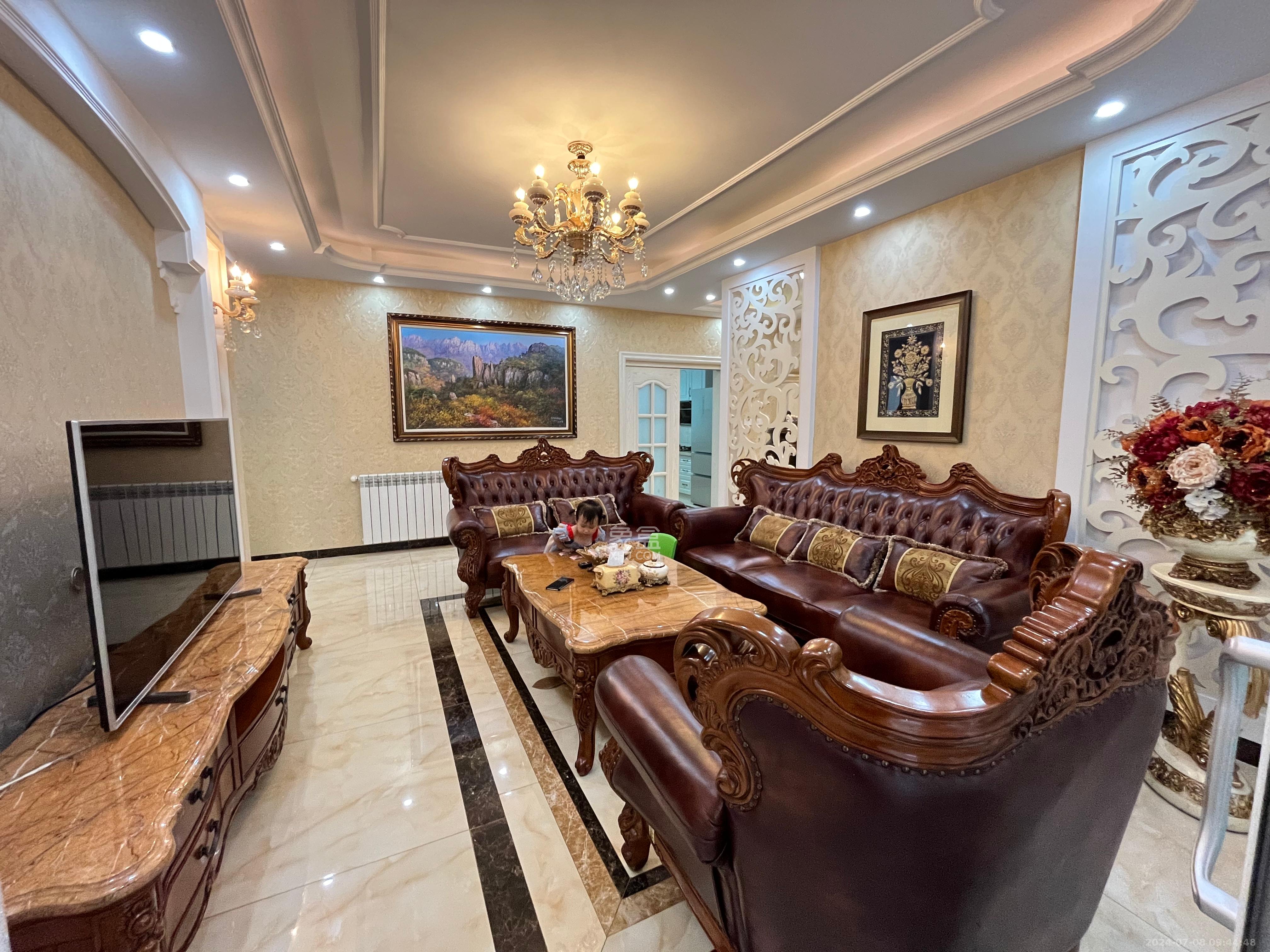 东方名苑臻锦园  3室2厅2卫    100.0万