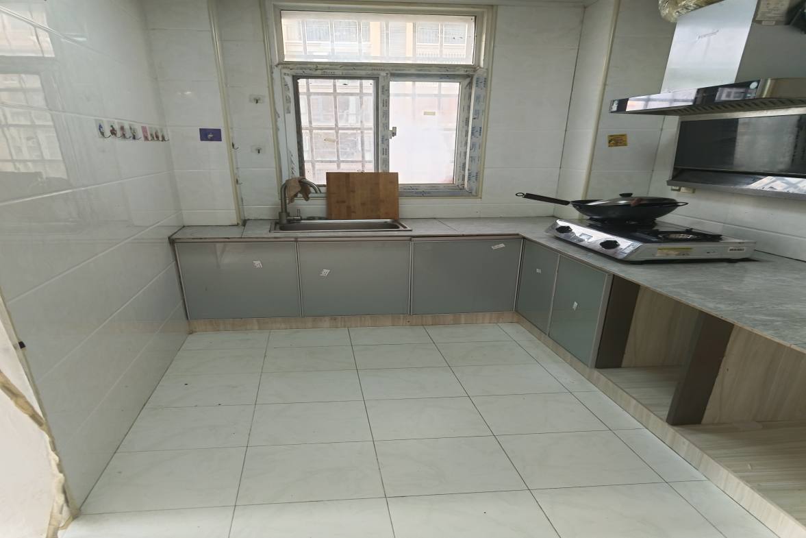 富厚名城  1室0厅0卫    1600.0元/月室内图