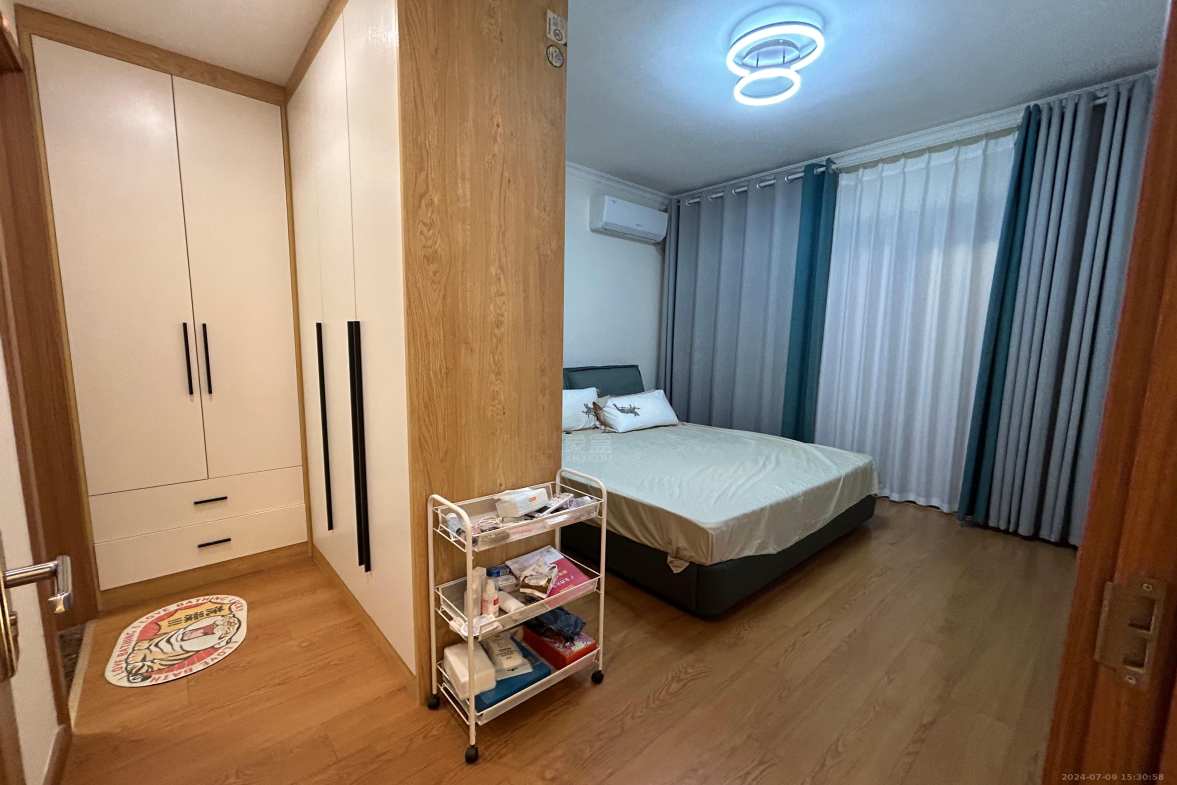 金科集美雅郡  3室2厅2卫    2000.0元/月室内图