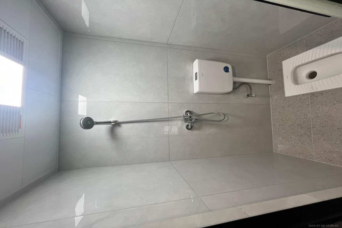 坪山家园  3室2厅1卫    2200.0元/月 坪山家园  3室2厅1卫    2200.0元/月室内图