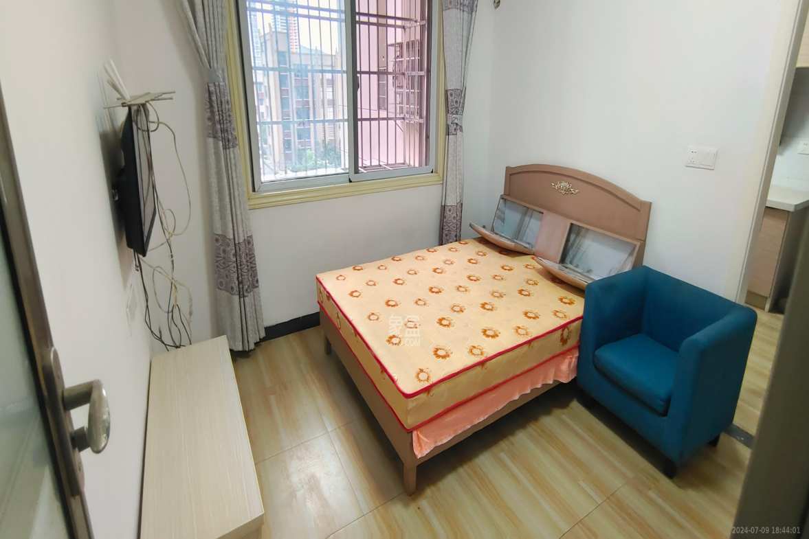 嘉顺苑  1室1厅1卫    1200.0元/月室内图