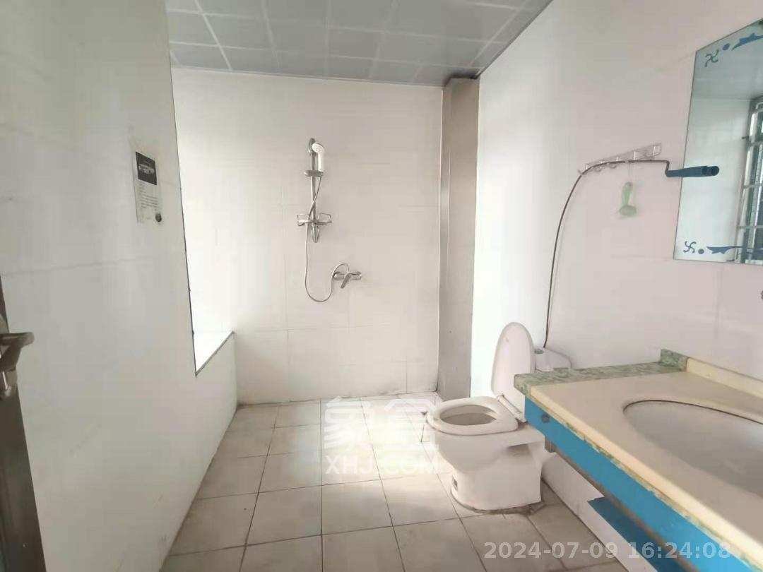 望兴景园一期  3室2厅2卫    2600.0元/月室内图