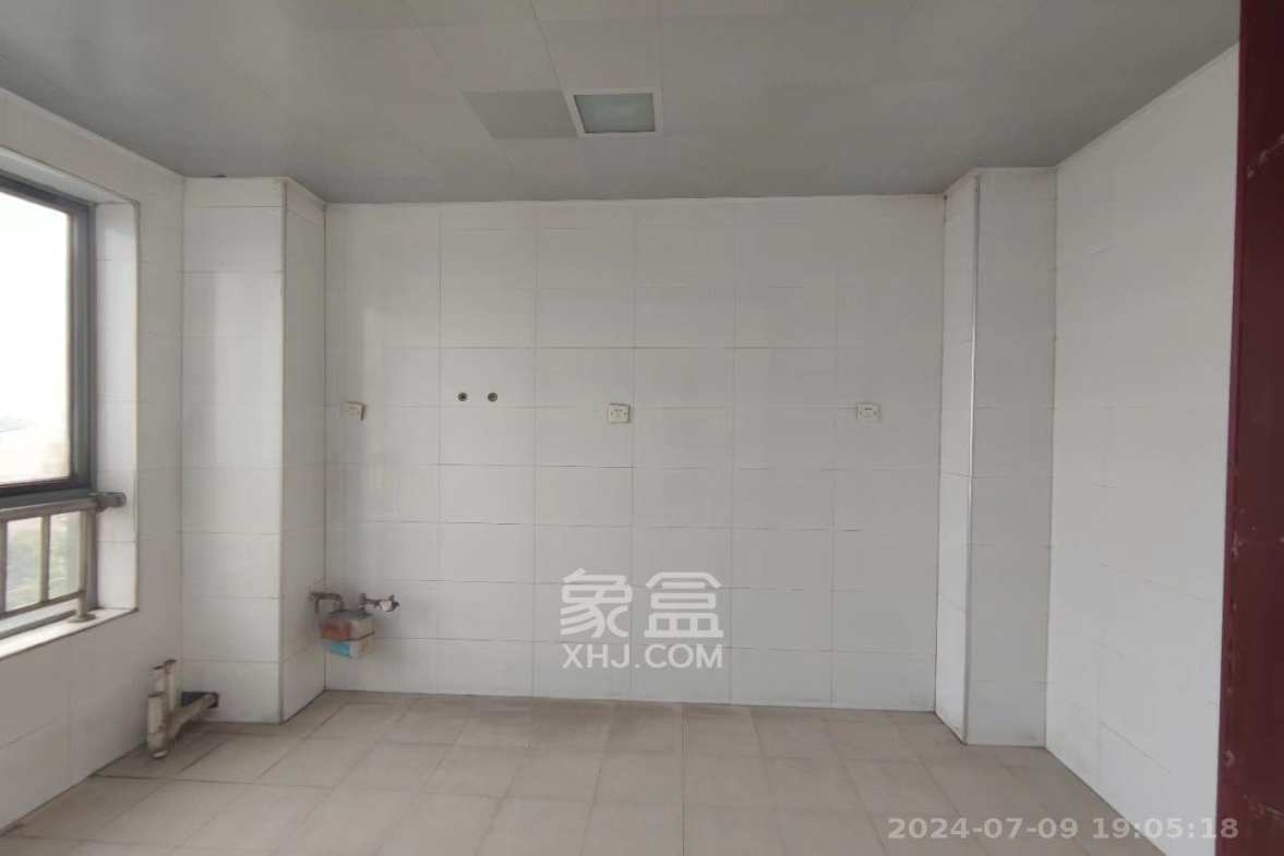 东宸19公馆  3室2厅2卫    3500.0元/月室内图