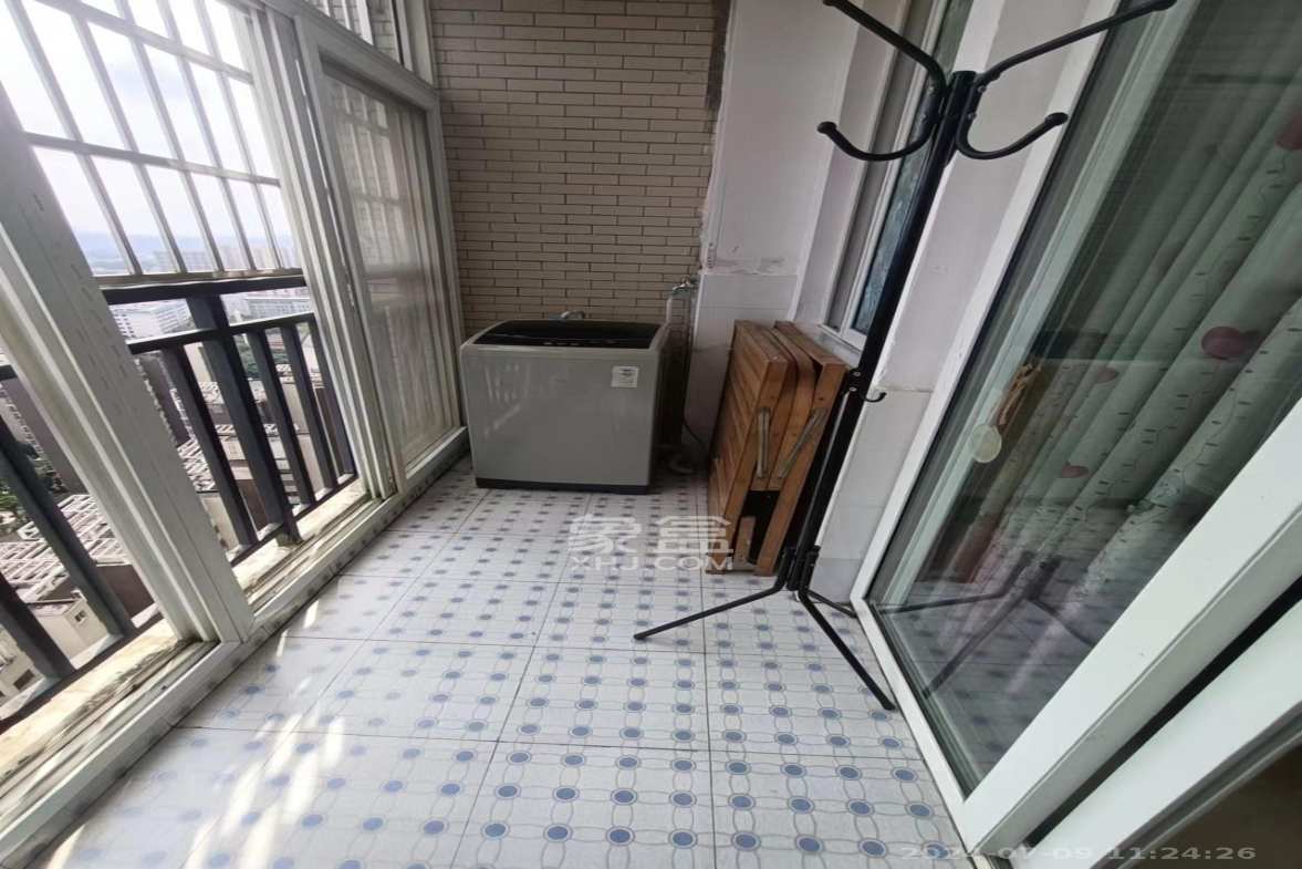 世景华庭  1室1厅1卫    1000.0元/月室内图