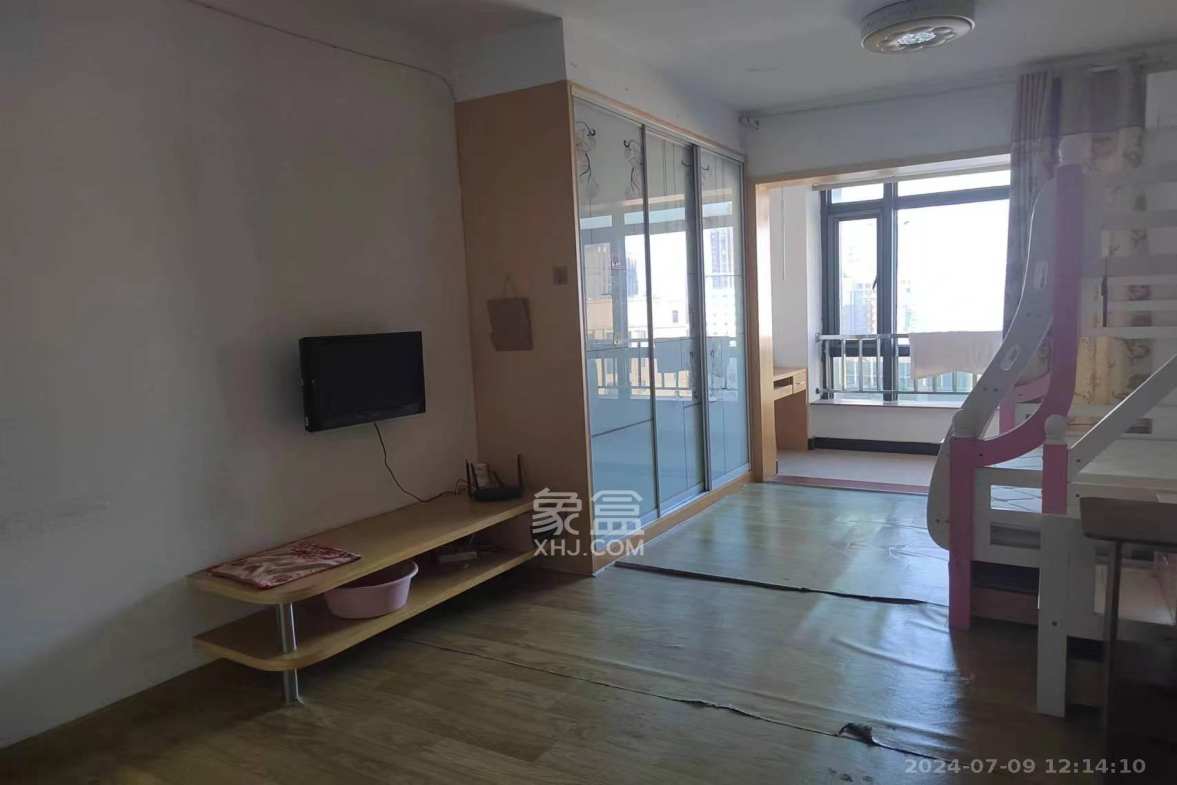 和庄  1室1厅1卫   1200.00元/月室内图