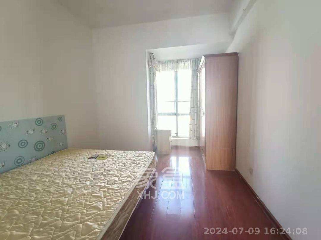 望兴景园一期  3室2厅2卫    2600.0元/月室内图