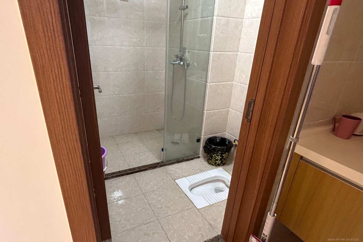 金科集美雅郡  3室2厅2卫    2000.0元/月室内图