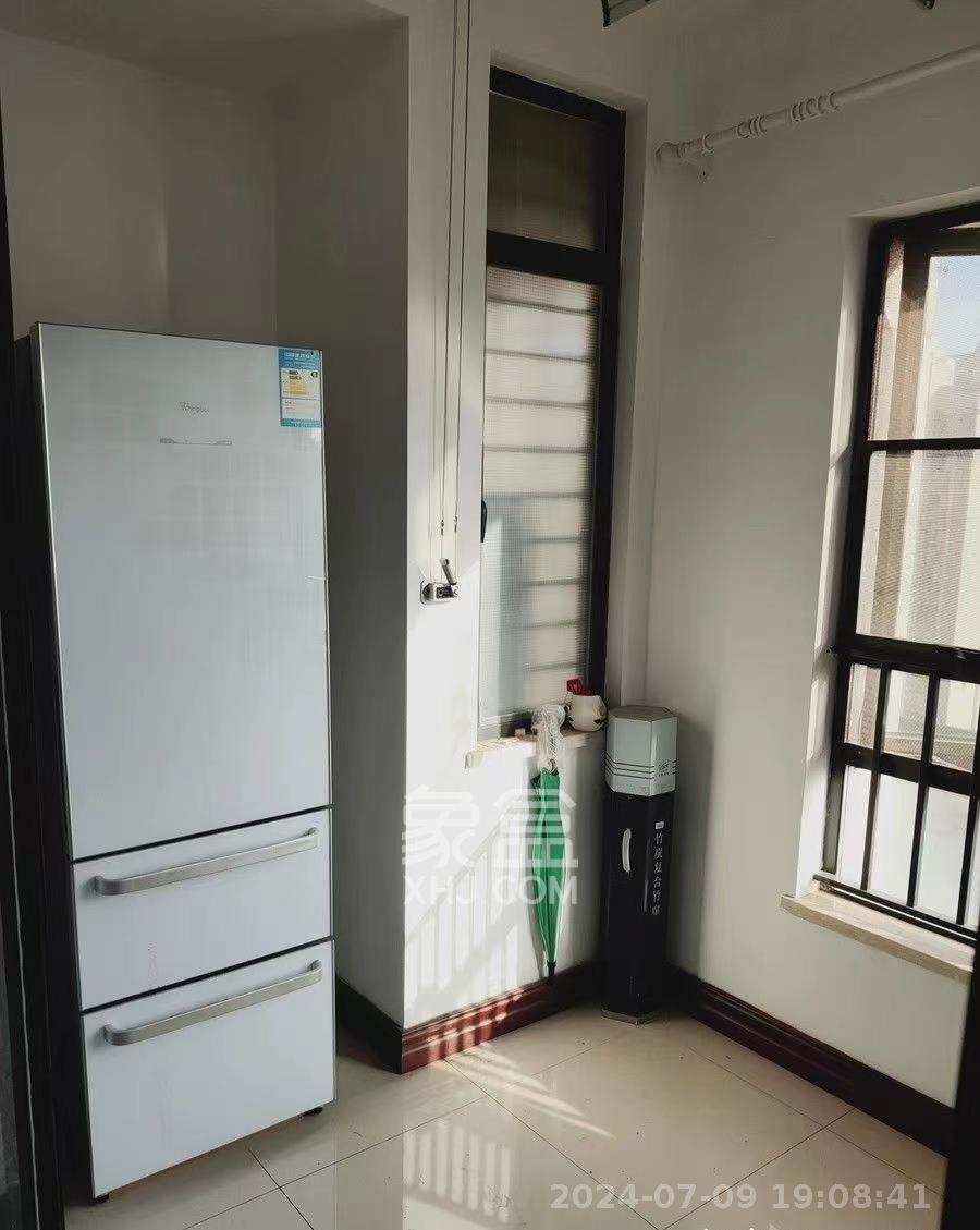 茂华禧都会  1室2厅2卫   3200.00元/月室内图