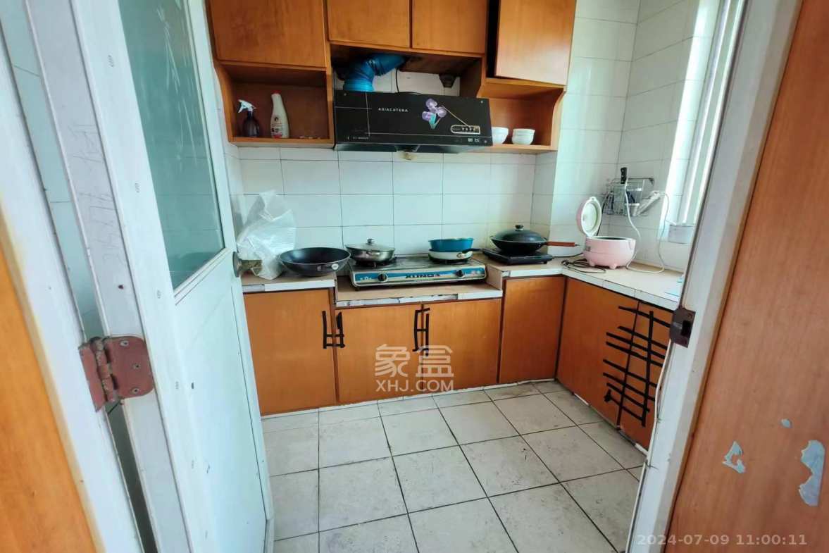 马王堆陶瓷建材新城 3室2厅1卫 1800.0元/月 马王堆陶瓷建材新城 3室2厅1卫 1800.0元/月室内图