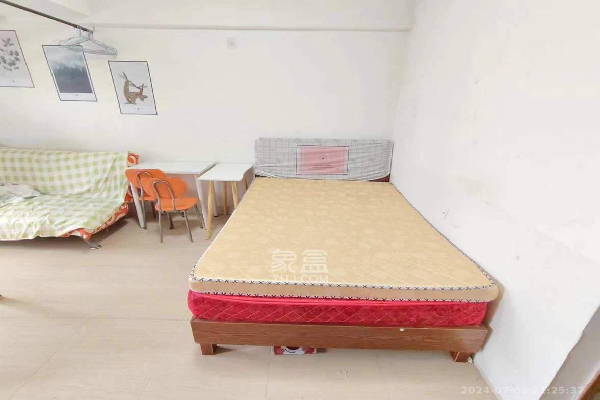 谋房博客(博客天街)  1室1厅1卫    1500.0元/月室内图