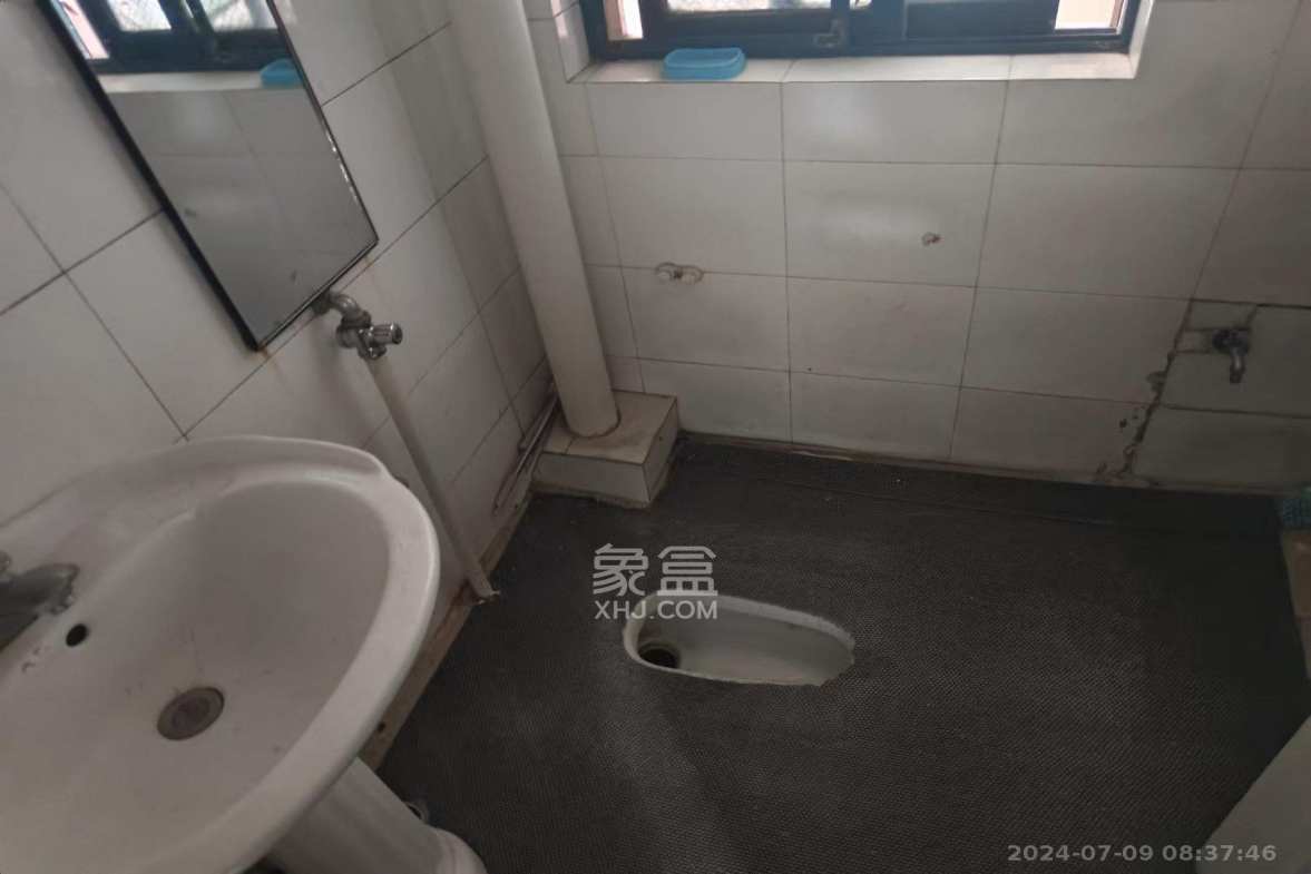 东方新城  2室2厅1卫    2200.0元/月室内图