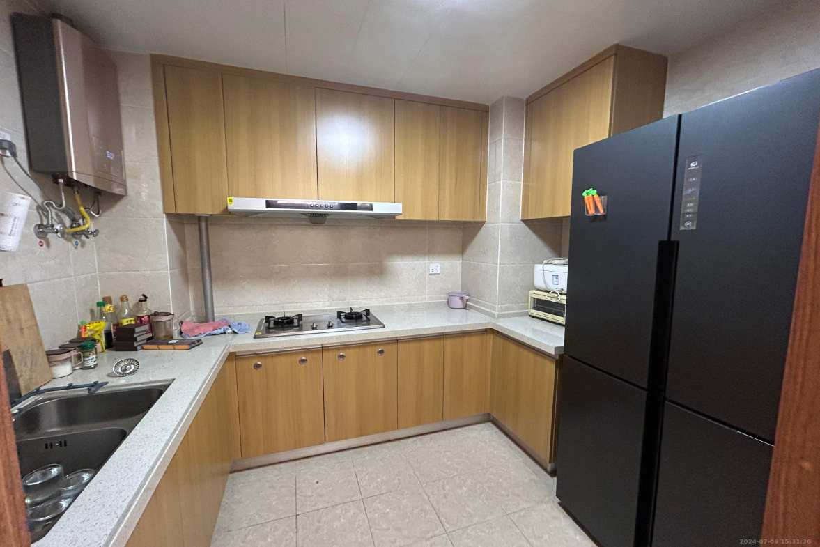 金科集美雅郡  3室2厅2卫    2000.0元/月室内图