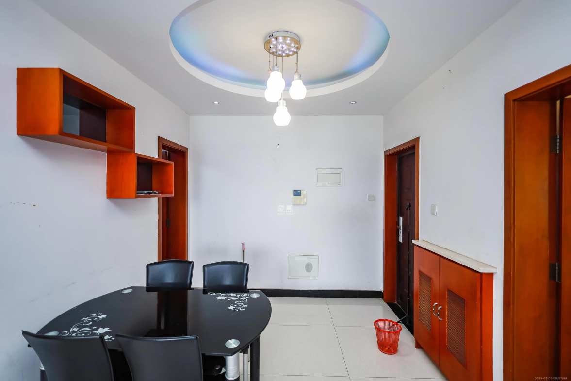 南枫时光  3室2厅1卫    2600.0元/月室内图