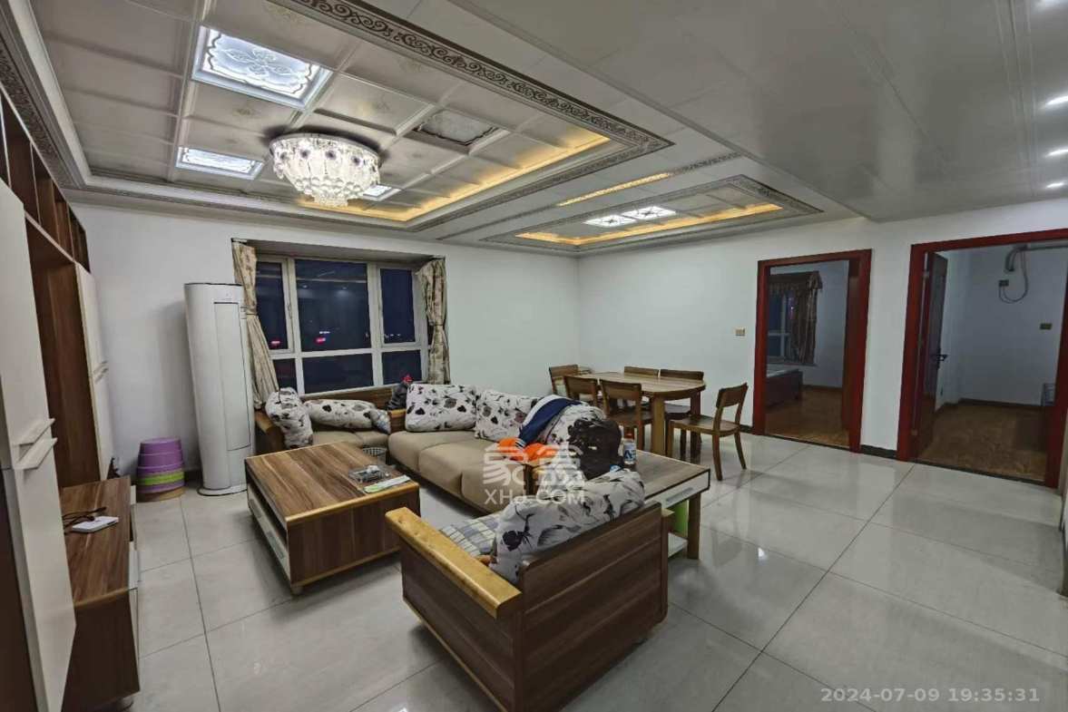 凯乐国际城  4室2厅1卫    5800.0元/月室内图
