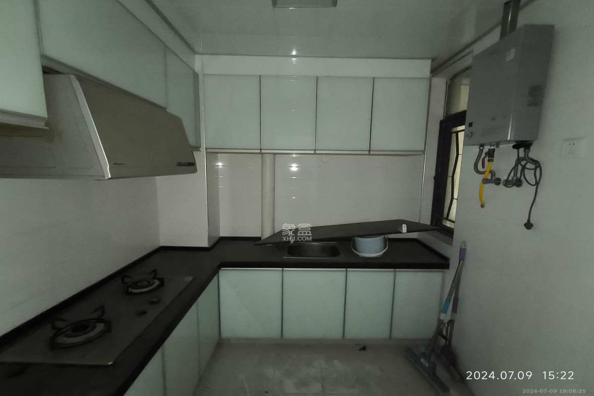 湘府9号  2室2厅1卫   2200.00元/月室内图
