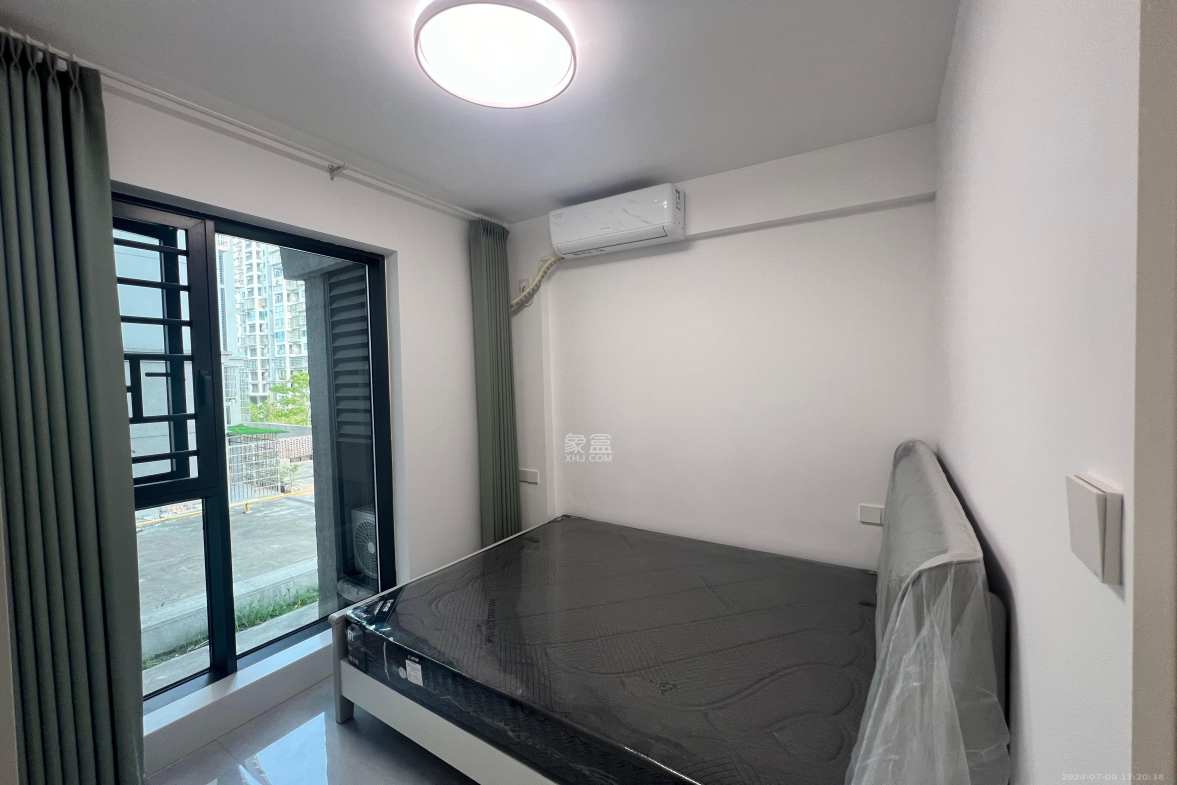 坪山家园  3室2厅1卫    2200.0元/月 坪山家园  3室2厅1卫    2200.0元/月室内图