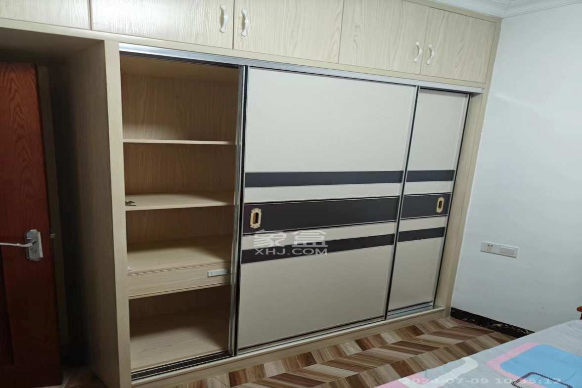 桥头家苑一期  2室2厅1卫    1700.0元/月室内图