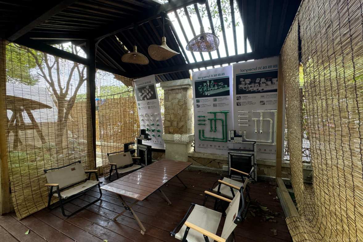 幸福里(幸福里一期)  4室2厅1卫    5000.0元/月 幸福里(幸福里一期)  4室2厅1卫    5000.0元/月室内图