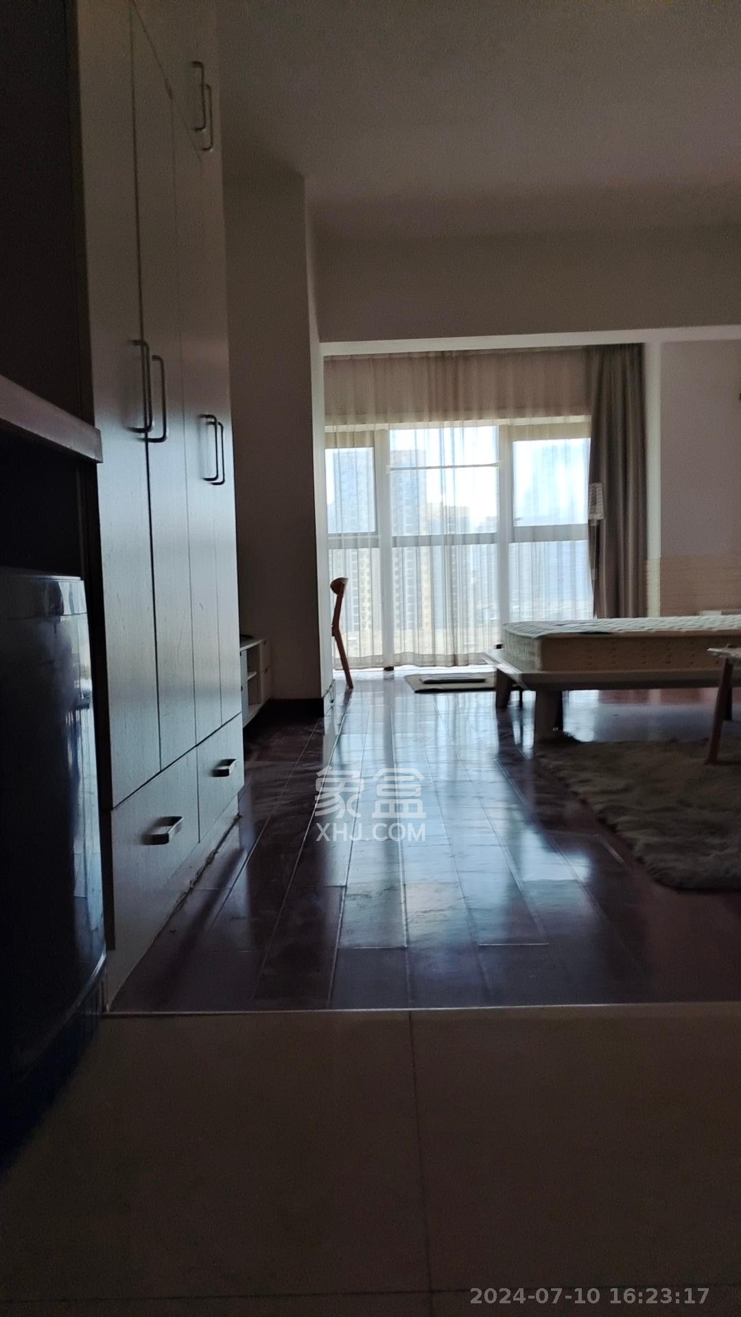 恒大金都（华瑞金都）  1室1厅1卫    1700.0元/月