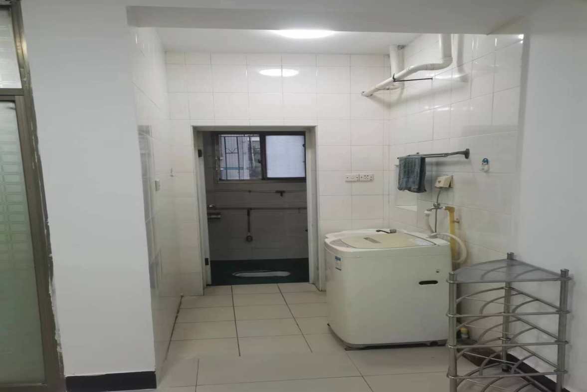 市农机局家属楼  3室1厅1卫    900.0元/月 市农机局家属楼  3室1厅1卫    900.0元/月室内图