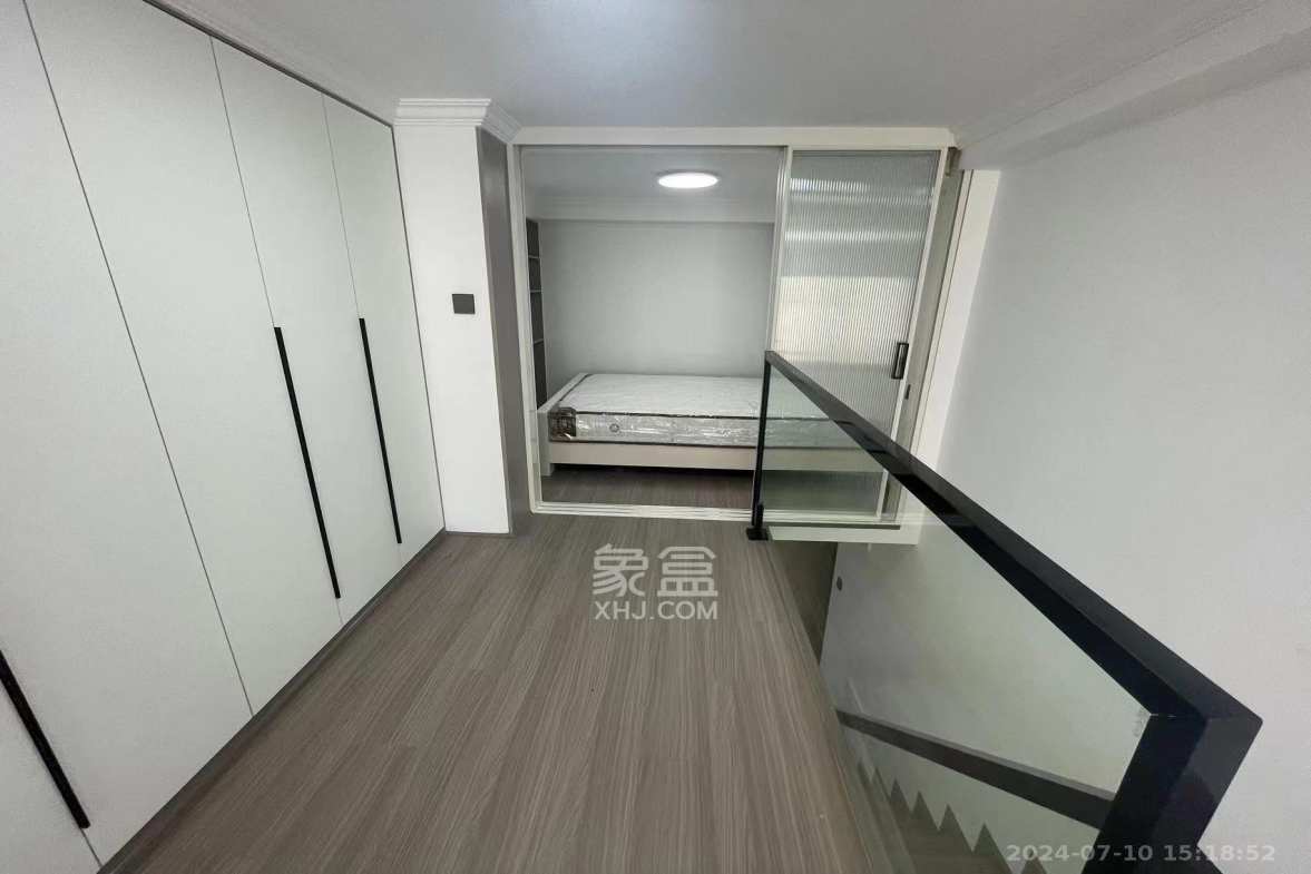 卓越江岸 2室1厅1卫 2400.0元/月 卓越江岸 2室1厅1卫 2400.0元/月室内图