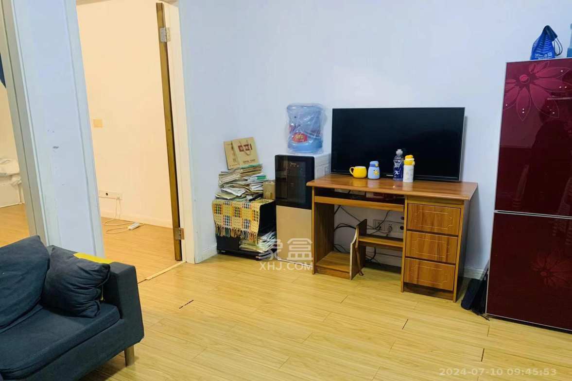 北辰三角洲E5区  1室1厅1卫    1800.0元/月室内图