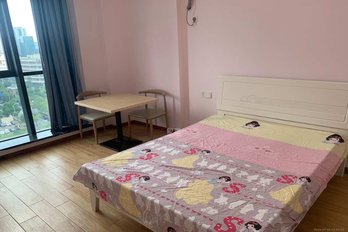 华侨假日中心(晟华苑) 1室1厅1卫 1600.0元/月 华侨假日中心(晟华苑) 1室1厅1卫 1600.0元/月室内图