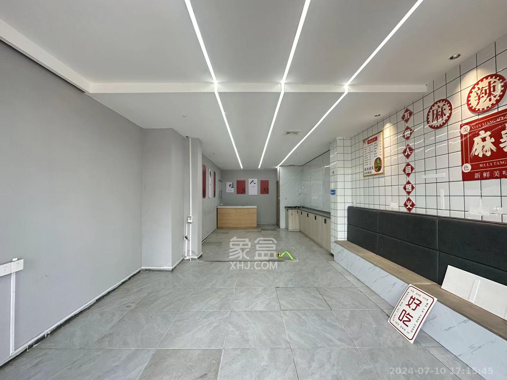 保利麓谷林语F区   60.0㎡      5500.0元/月室内图