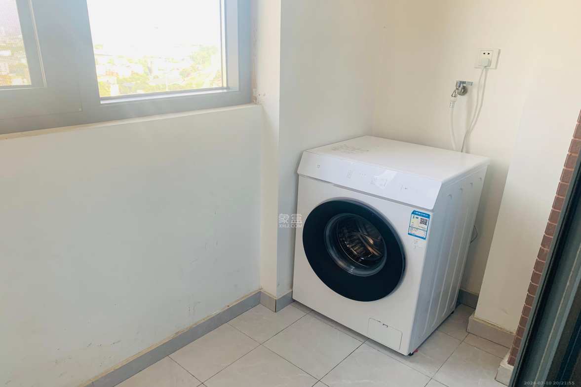 里约荟  3室1厅1卫   2600.00元/月室内图