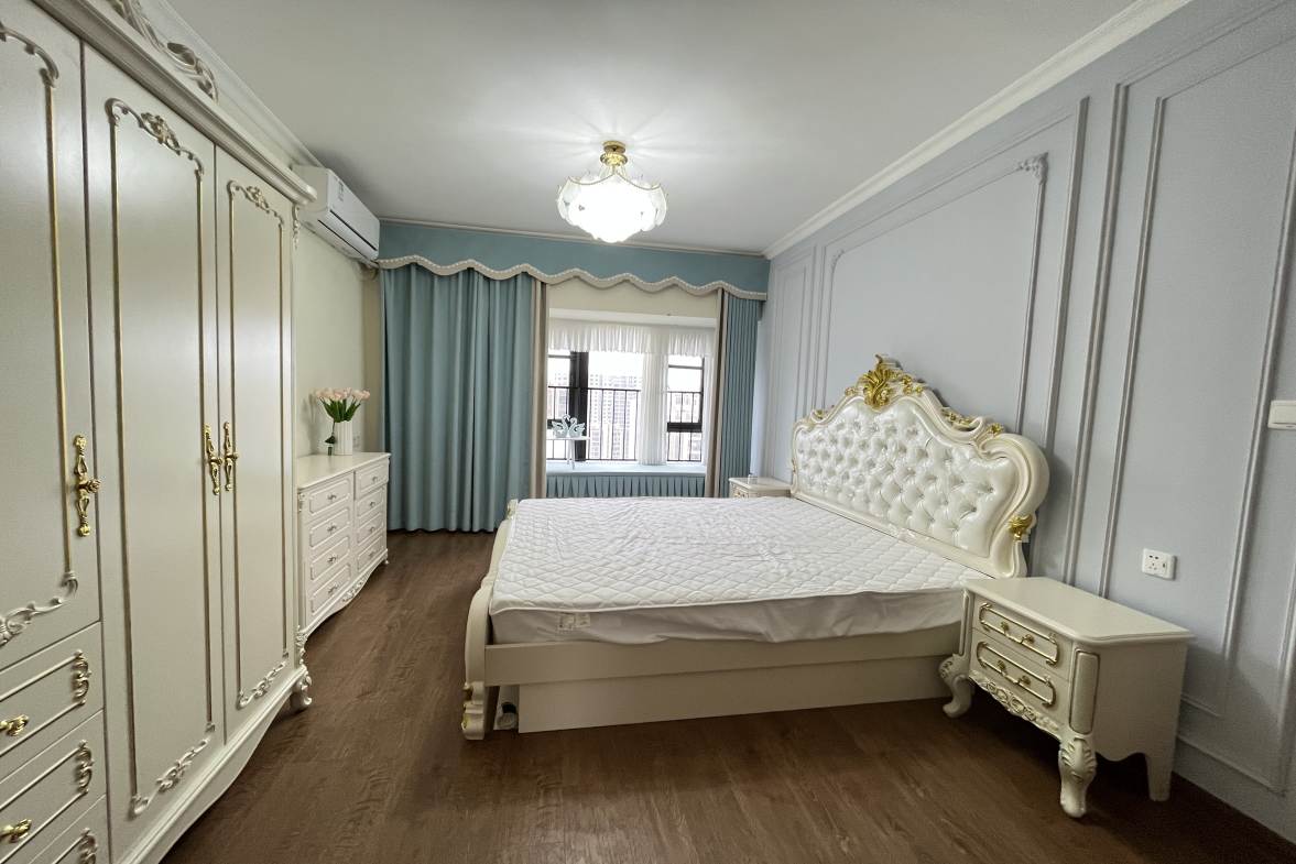 碧桂园娄星府  4室2厅2卫    2800.0元/月室内图