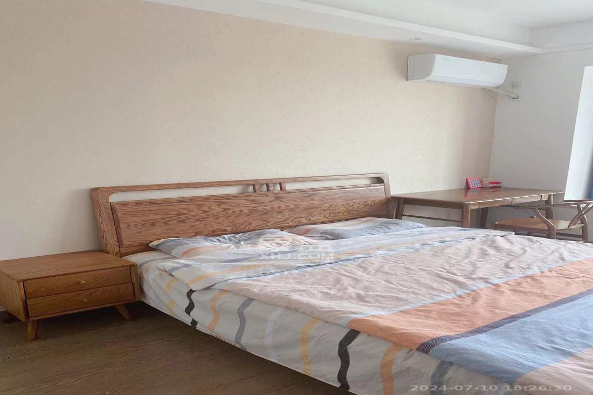 映客龙湖璟翠公馆(映客龙湖璟翠中心) 1室1厅1卫 1700.0元/月 映客龙湖璟翠公馆(映客龙湖璟翠中心) 1室1厅1卫 1700.0元/月室内图