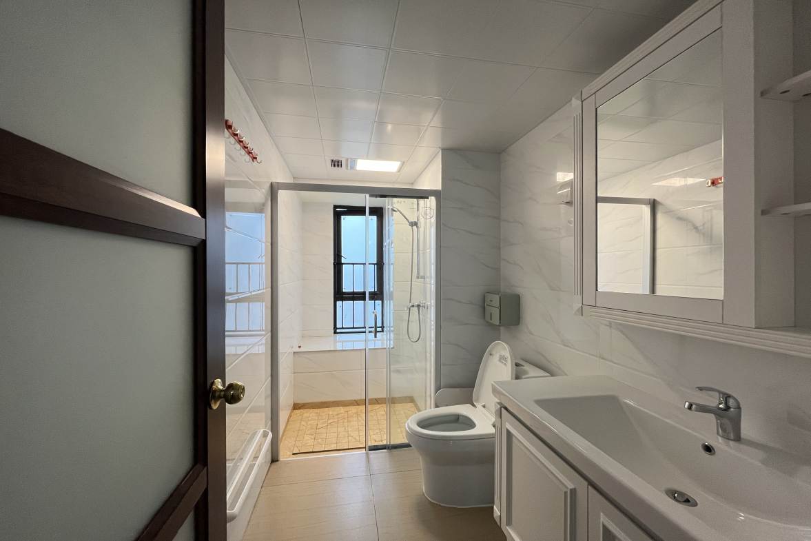 碧桂园娄星府  4室2厅2卫    2800.0元/月室内图