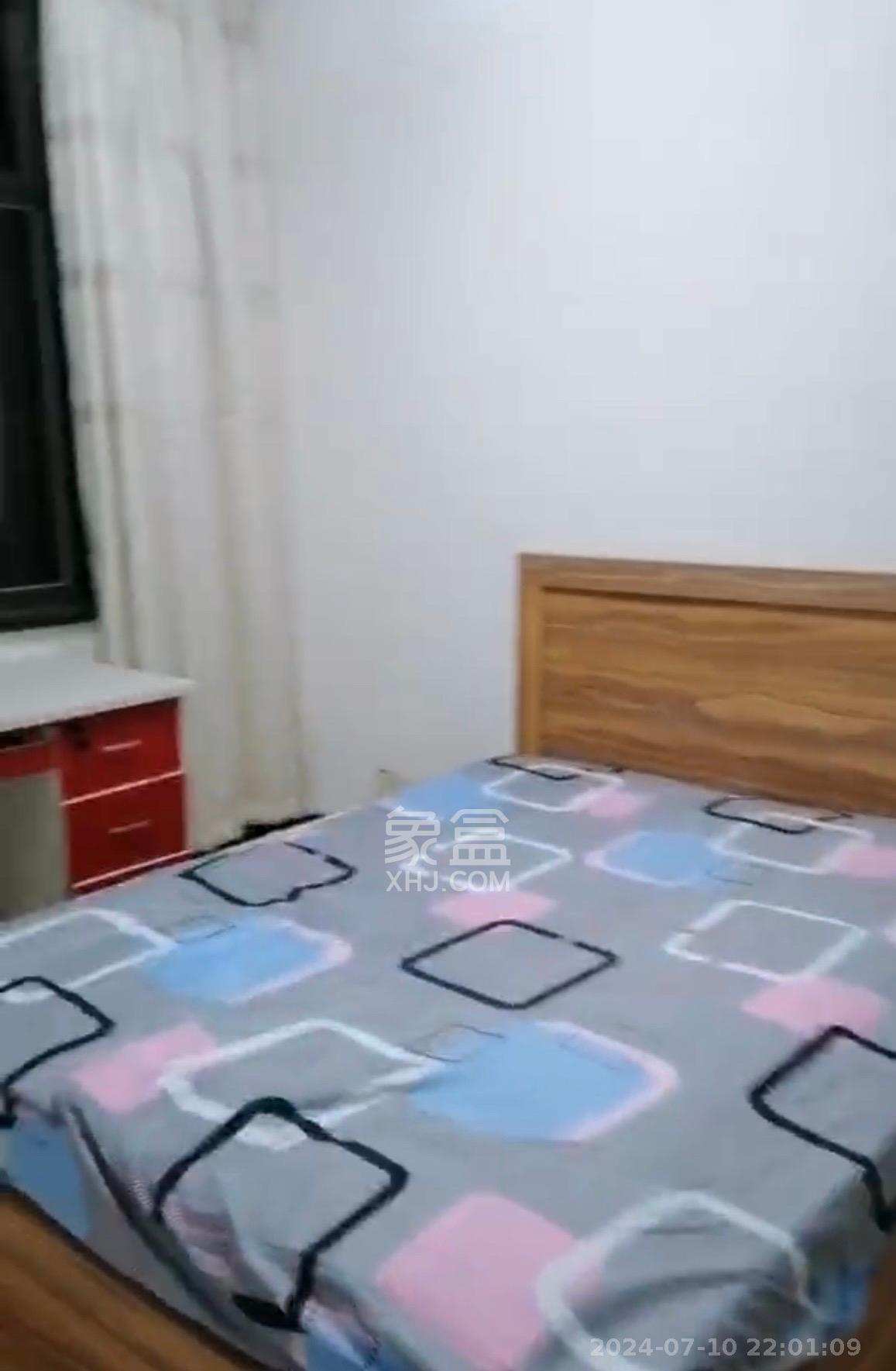黄鹤小区4片  1室1厅1卫   1400.00元/月室内图