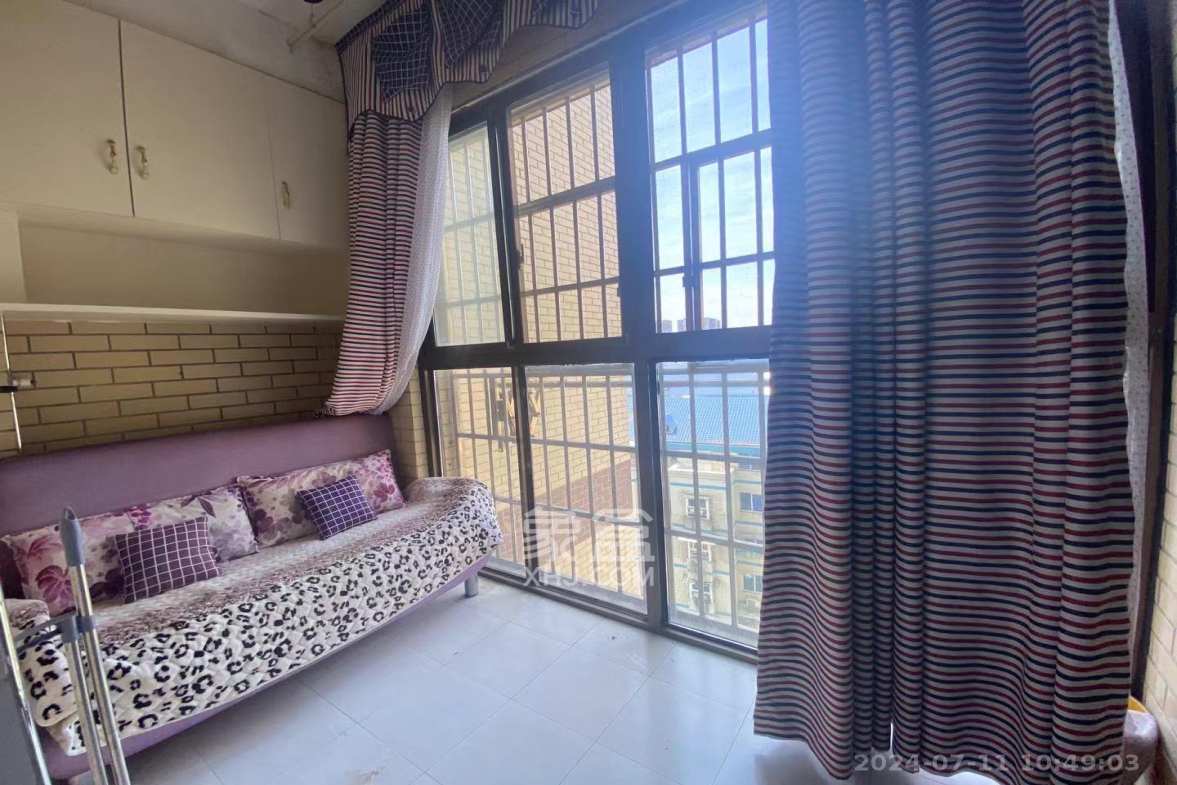 四方水岸(世方水岸) 2室2厅1卫 2600.0元/月 四方水岸(世方水岸) 2室2厅1卫 2600.0元/月室内图