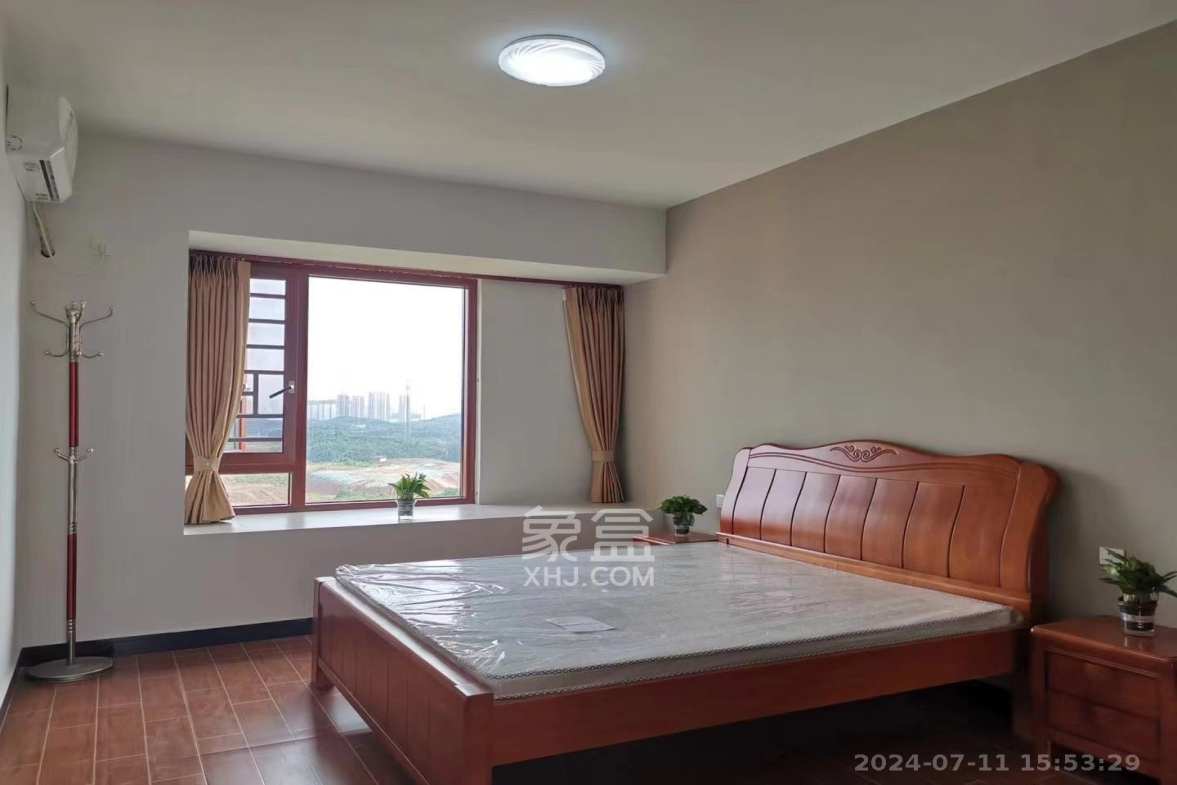 恒泰湘壹府  3室2厅2卫   2600.00元/月室内图