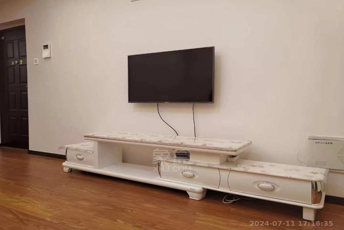 中泰财富湘江  1室1厅1卫   1600.00元/月户型图