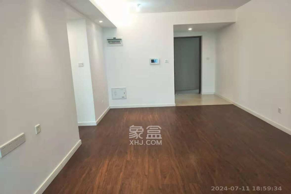 万科魅力之城观澜里  3室2厅2卫    2400.0元/月室内图1