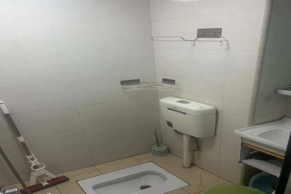 百弘学府城 2室1厅1卫 1200.0元/月 百弘学府城 2室1厅1卫 1200.0元/月室内图