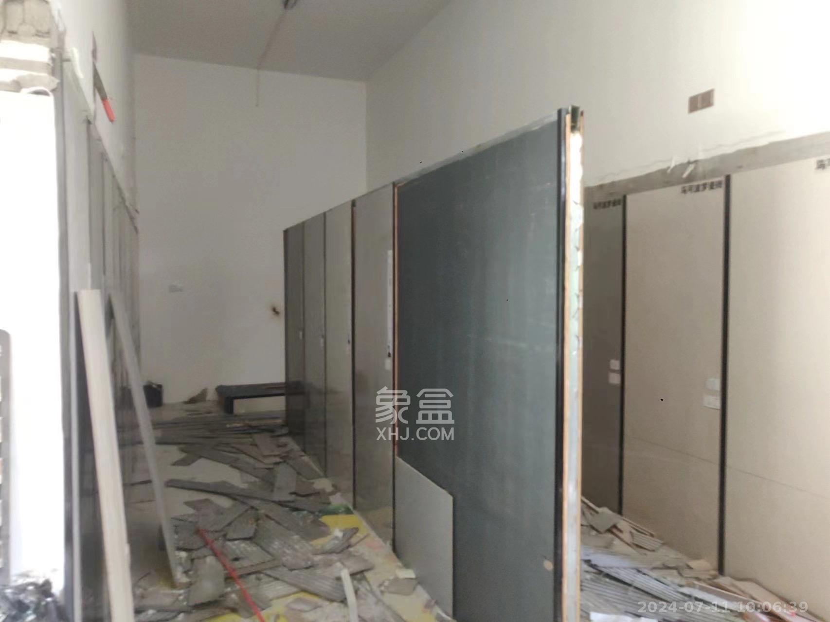 新城悦隽公园   206.0㎡      7800.0元/月室内图