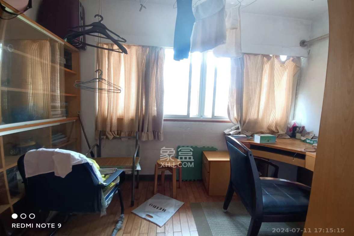 狮子山一片  2室1厅1卫    1400.0元/月室内图