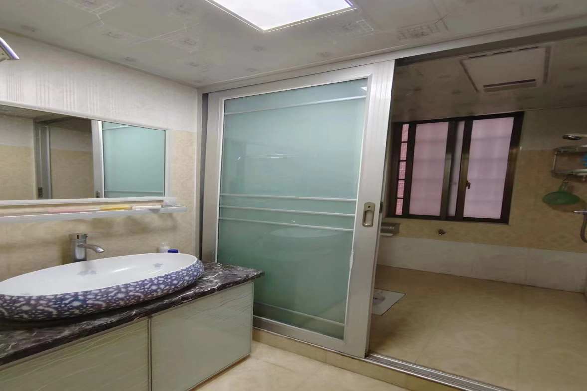 凯翔银座  3室2厅1卫   1500.00元/月室内图