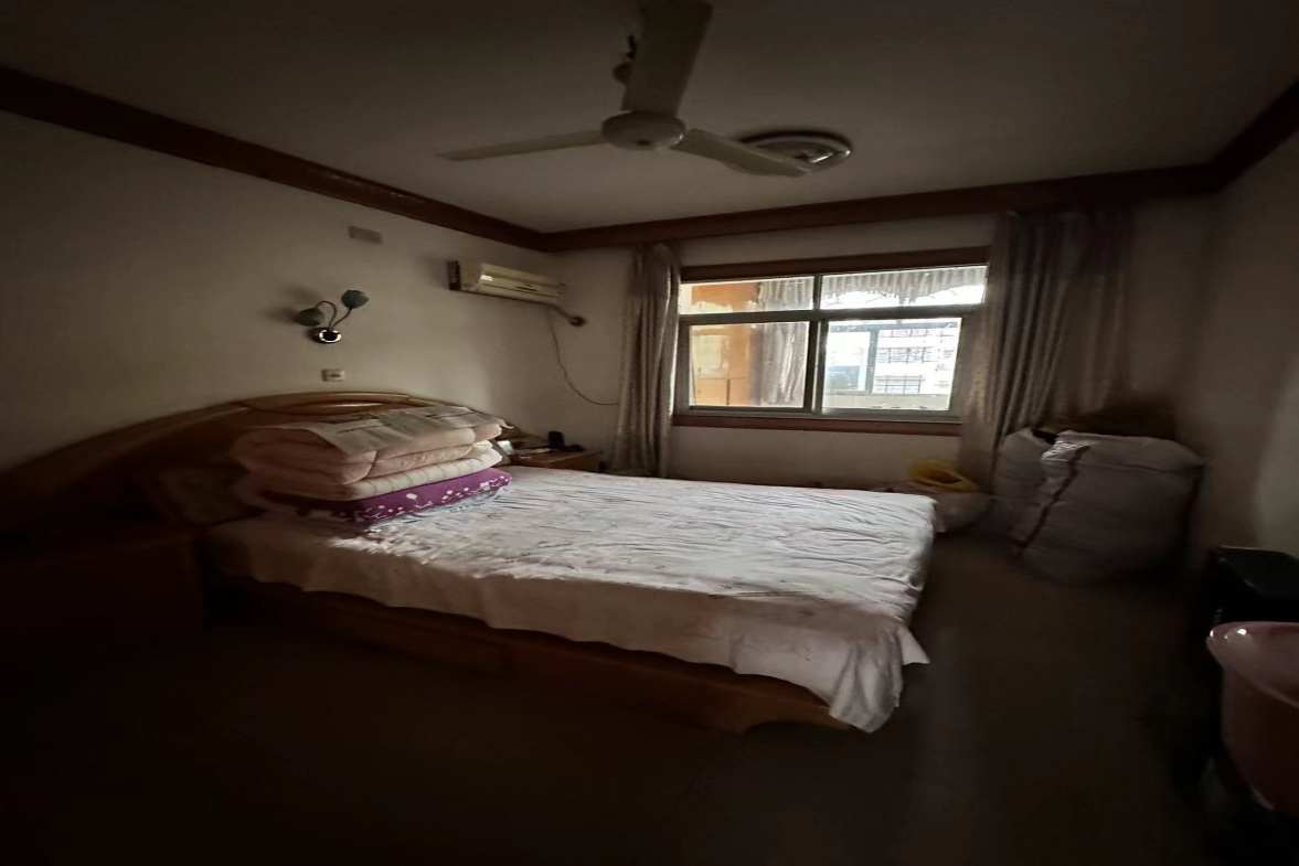 外贸局大院 2室1厅1卫 850.0元/月 外贸局大院 2室1厅1卫 850.0元/月室内图